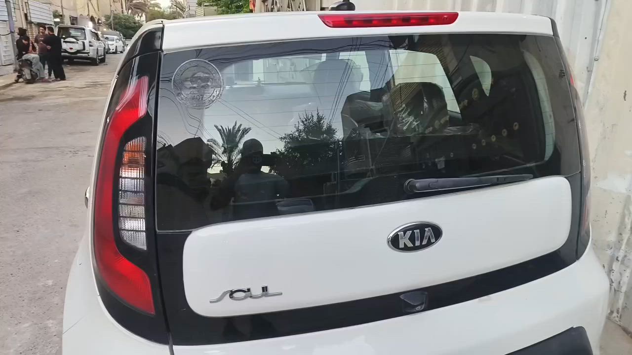 كيا صول 2014 وارد امريكي فول ليبل واحد محرك 2000 جي دي اي جديد رقم بغداد انكليزي سنوية لل 2030 ( بانوراما+بصمه فتح وتشغيل+ويل كروم +كامره+شاشه كار بلي واندرويد اوتو+ سستم سبع سماعات من شركة انفنكس+تحكم جهتين مثبت سرعه + ٣ انظمة قياده + وضع ايكو +تبريد تدفئه كشنات امامي وخلفي+ كشن كهربائي+اشاره بالمري+حساس اطارات) صبغ بنيد وجاملغ والسياره كلها ليبل واحد السعر 116 العنوان بغداد الشعله حي الخطيب ***********
