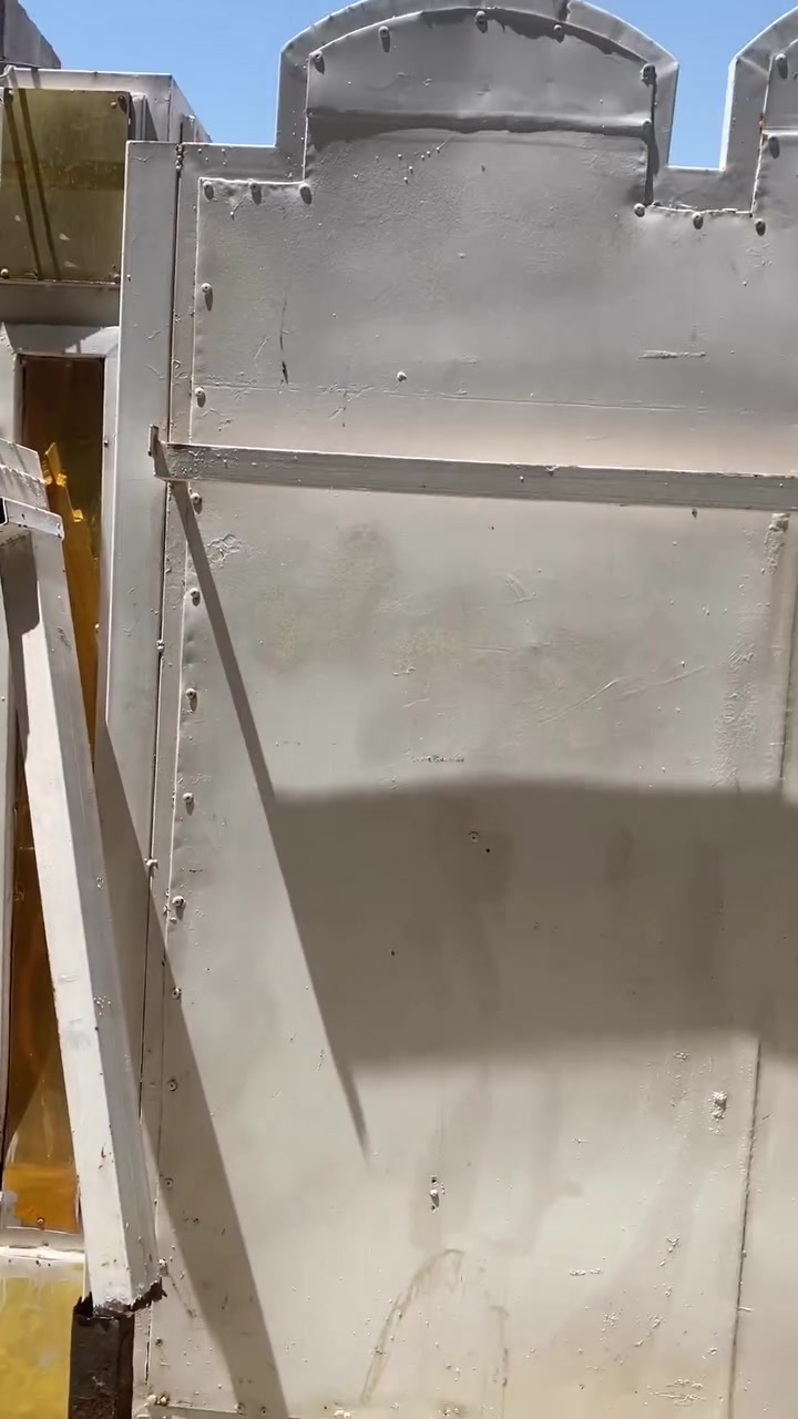 عمل اليوم لاحد الزبائن تصليح باب خارجي
تبديل شيال + تبديل الحديد المتصدء + تبديل عجلات 
متواجدين طول النهار لعمل الحداده المتنقله 
نعمانيه 
***********
