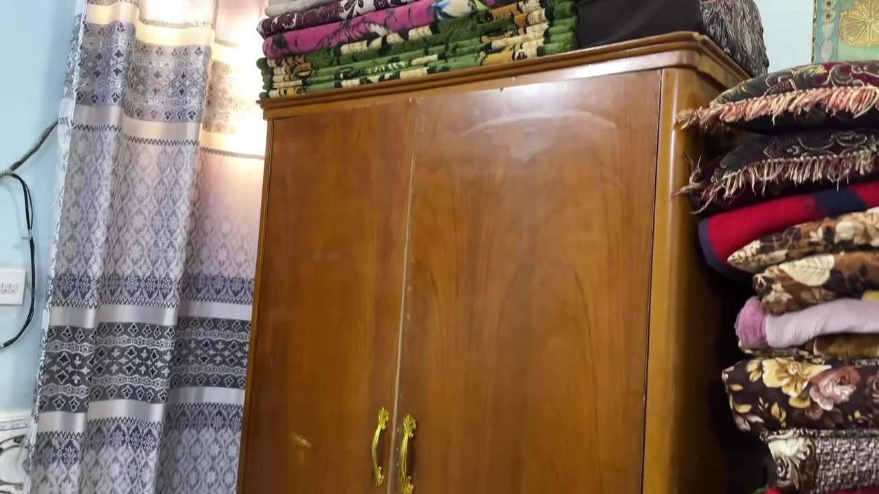 كنتور 2 باب + بوفية  بـ 150 الف قفل / كوفة / جسر الامام علي (ع)

للتواصل واتساب ***********
