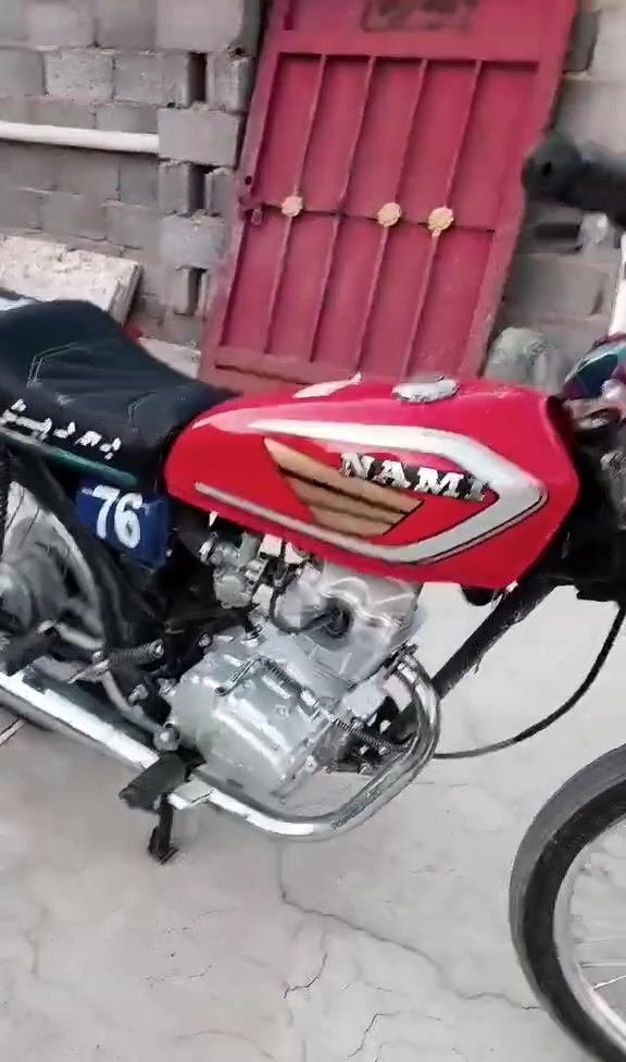 سلام عليكم دراجه للبيع نامه حربي موديل 25بيه ضربه بل تانكي كلك كلك دراجه نضيفه تعمير 25كله
ملاحضه مكلف بلنشر لحد يدخل خاص
مكلف بلنشر هاذه رقم صاحبه
***********
