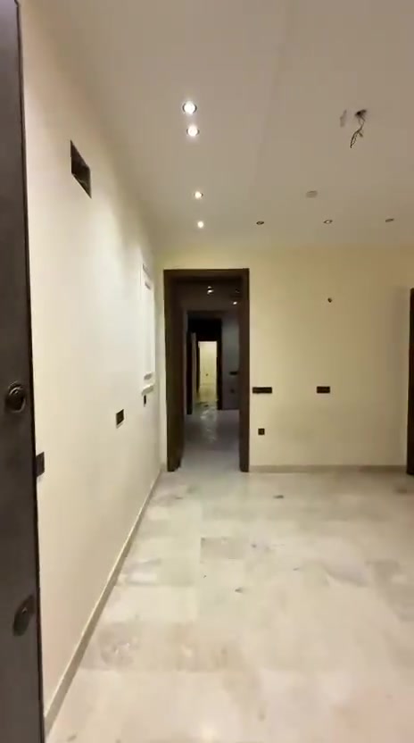 🏢 شقة للإيجار – المنصور / حي دراغ
🔹 2 غرف نوم
🔹 صالة
🔹 مطبخ
🔹 2 حمام
🔹 منور

📍 مناسبة للعوائل.

📞 للاستفسار: *********** (اتصال أو واتساب)

#المنصور #حي_دراغ #شقق_للإيجار #بغداد #مكتب_أمير_علي_للعقار
