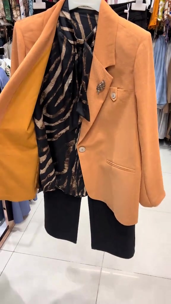 Now Collection 😍كل ماهو جديد ومميز في عالم الازياء تجديه لدينا  سيدتي 😍 العنوان: الحارثيه _بغداد مول / الطابق الاول مقابيل Lc                   المنصور مول/ الطابق الارضي  توجد خدمة التوصيل في بغداد وجميع المحافظات🚕🚕 🌸للاستفسار ارسال رسالة للبيج اوالاتصال بالرقم ***********🌸 #اكسبلور #fyp #fashion  #ترند #الشعب_الصيني_ماله_حل😂😂 
