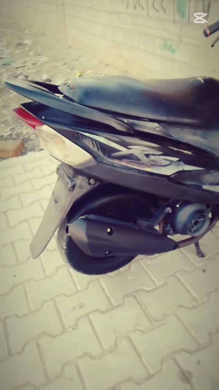 سلام عليكم دراجه ماكس عدله البيع دراجه محركه مكفول  نضيفه مابيه بي  نقص غراضه كله بلادي بس السلف تجاري والسالنصه ف ام  مكاني بغداد الحسينيه هذا رقمي ***********
