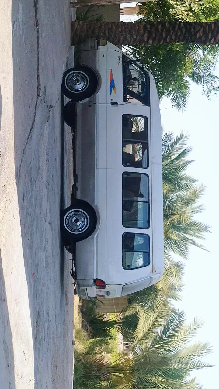 السلام عليكم كيا اسيا موديل 96 سنويا 2030 مصفره هيئه وغرامات مكينه بيها بخار بدون تنقي باقي كله جديد تخنتاير حداديه جير كشنات مال بريجو مكان حله سعر ب 60 وبيها مجال***********
