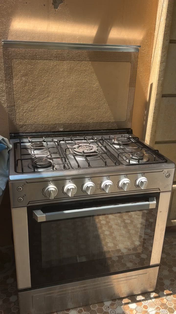 طباخ حديث شغال فرن ظهر حجم كبير 200 الف


**إذا كنت صاحب هذا الإعلان وتريد حذفه لأي سبب، رجاءا أرسل رسالة إلى الدعم الفني**