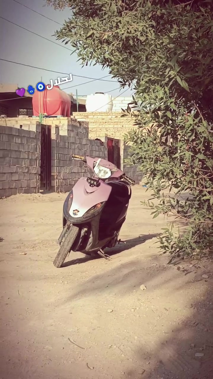 للبيع✨♦
دراجه ماكس عدله للبيع +شعله ومعدل 
تجفيت جديد بلادي 
كفر بلادي لون مميز💜 
اشاير +لايت +كابريته جديده
السعر 550 وبيها مجال 
للاتصال//***********
