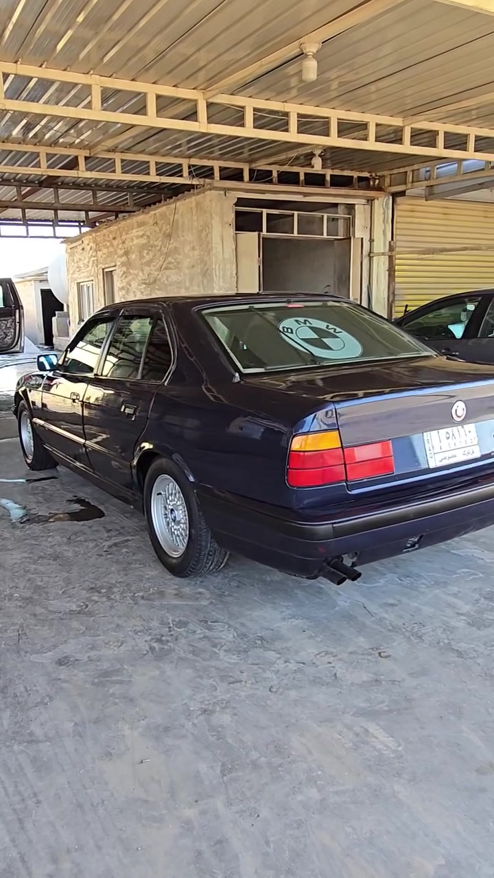 سلام عليكم
بي ام  (BMW) 525/امسكر فانوص  موديل 1992رقم كركوك
اسياره مكينه  خير من الله كير خير من الله تبريد شغال صبغ جماليه حديه حلوه اسياره داخل نضيف كهربائيات شغاله كله 
مكان السياره الانبار الفلوجه السعر 58$ورقه اوبيه مجال بصيط حك الجيه  رقم صاحب السياره {***********}{***********}
