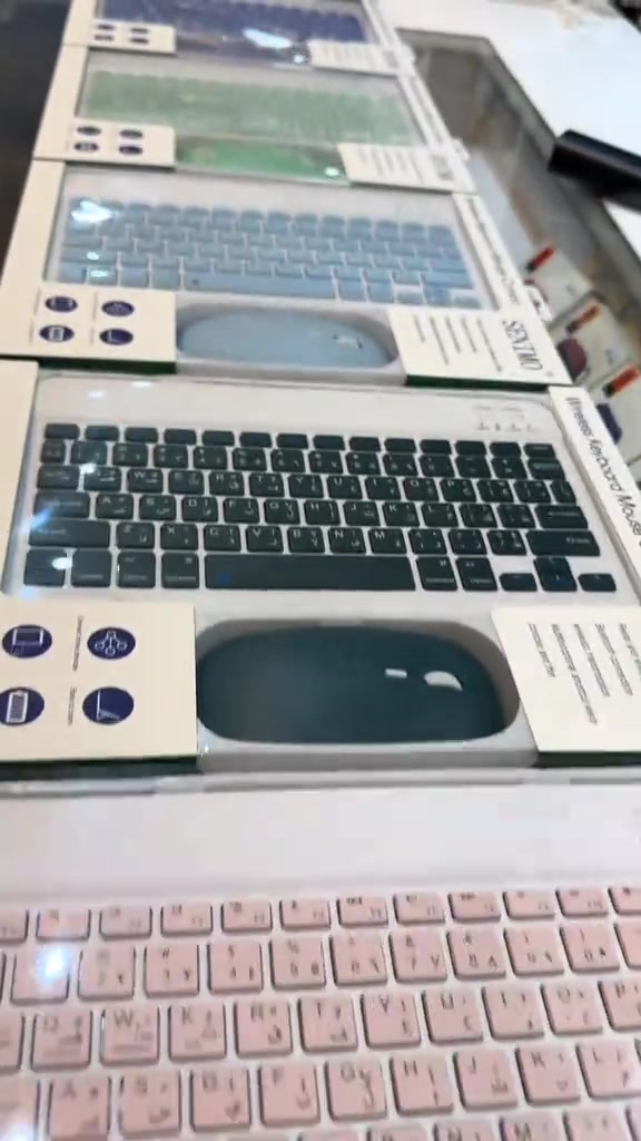 📣 عرض مميز من سافا موبايل ⌨️🖱️ 🔥 كيبورد + ماوس بلوتوث ✅ متوافق مع جميع أنواع الآيبادات 🎨 متوفر بـ 7 ألوان مختلفة 💰 السعر: 15,000 دينار فقط 🚚 توصيل إلى جميع محافظات العراق 📍 العنوان: بغداد – المنصور – 14 رمضان – مقابل مطعم الساعة 📞 للاستفسار والطلب: ***********
