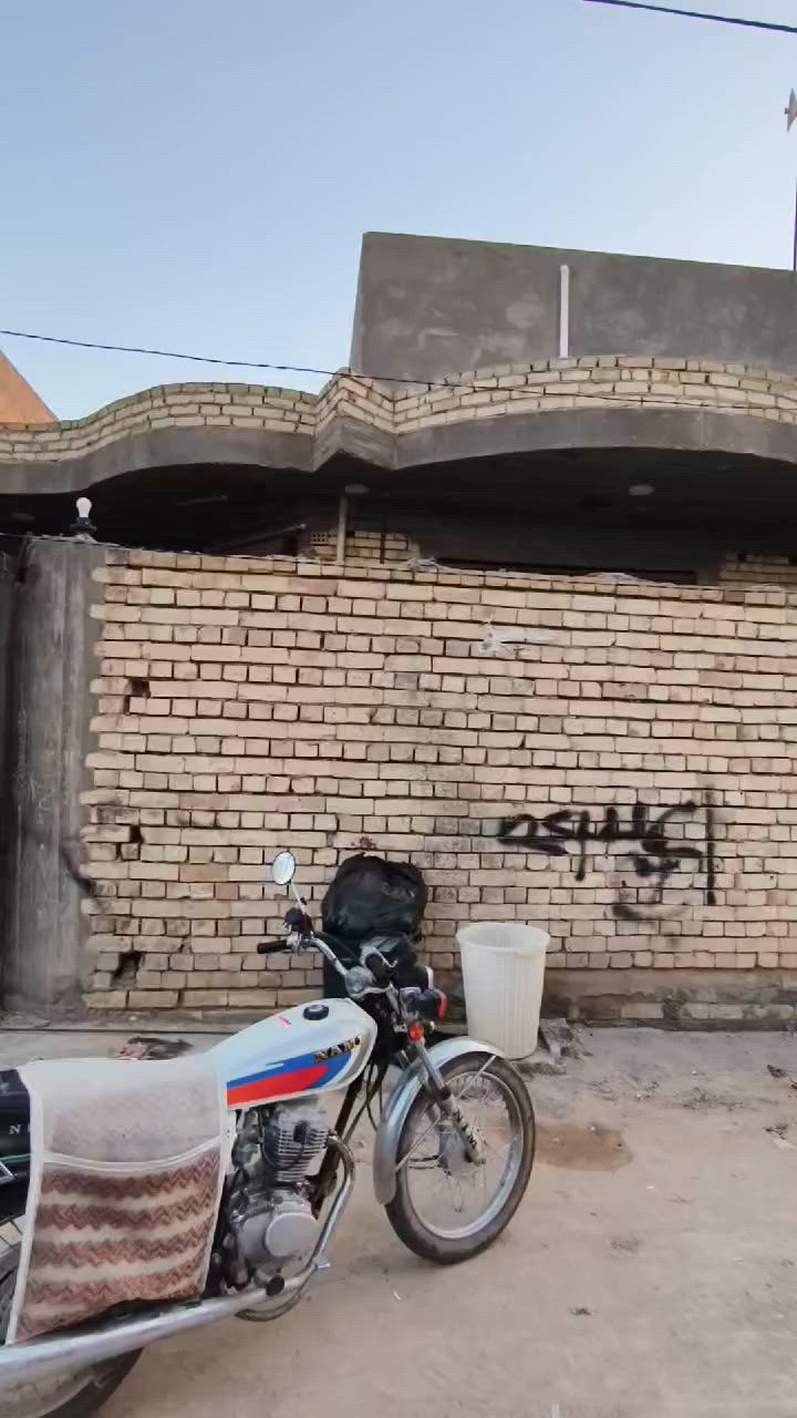 بيت ٢٠٠م سند ٢٥
عنوان كربلاء الحر خلف حر رشديه

السعر ١٠٠ 

***********
