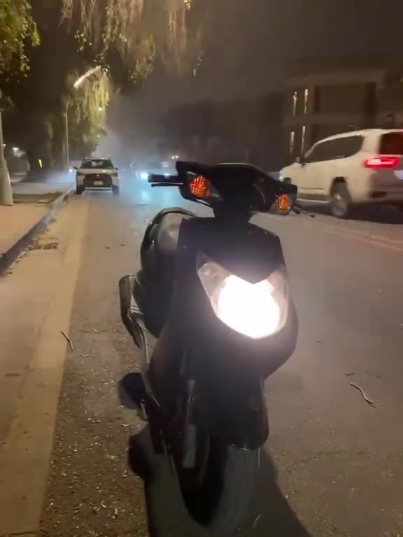 السلام عليكم دراجه سكنز
دراجه مكفولهه
مكينه ممفتوحه دراجه كفرات كلهة بلاديه
دراجه كهربائياتهة كلهة شغاله
بيهة بس التريشه واكعه
سعر (مليون و ميه وخمسين) بيهة مجال بسيط
الرقم ***********
واتساب ***********
