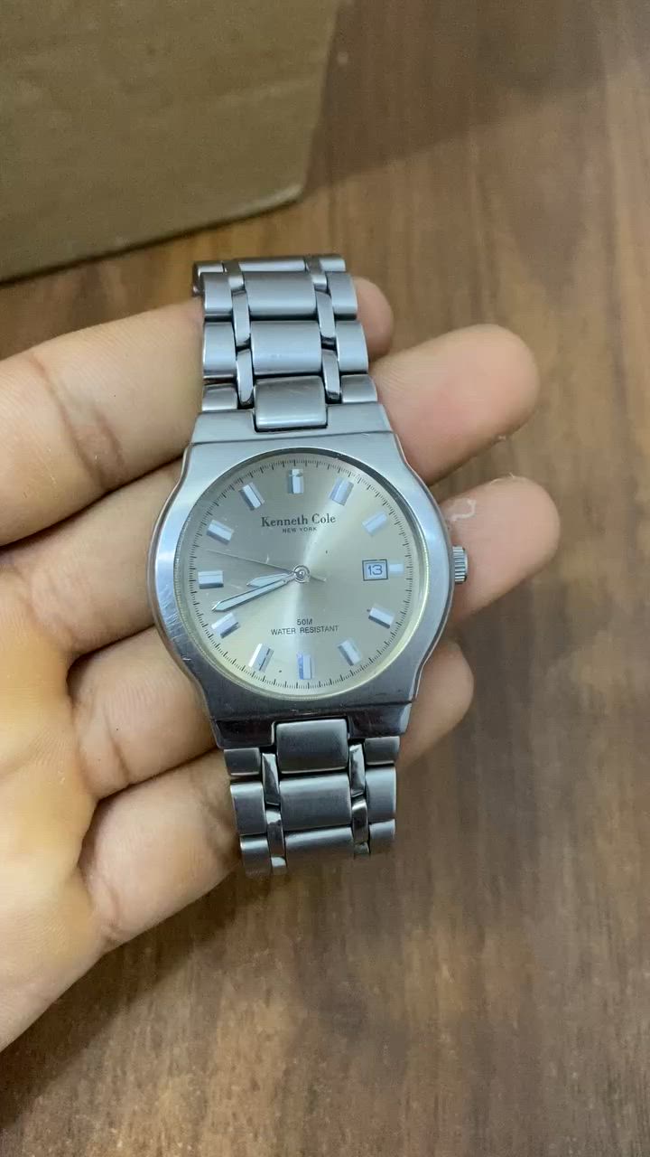 ساعات رجالي باله كل قطعه وسعره 
فقط توصيل


**إذا كنت صاحب هذا الإعلان وتريد حذفه لأي سبب، رجاءا أرسل رسالة إلى الدعم الفني**