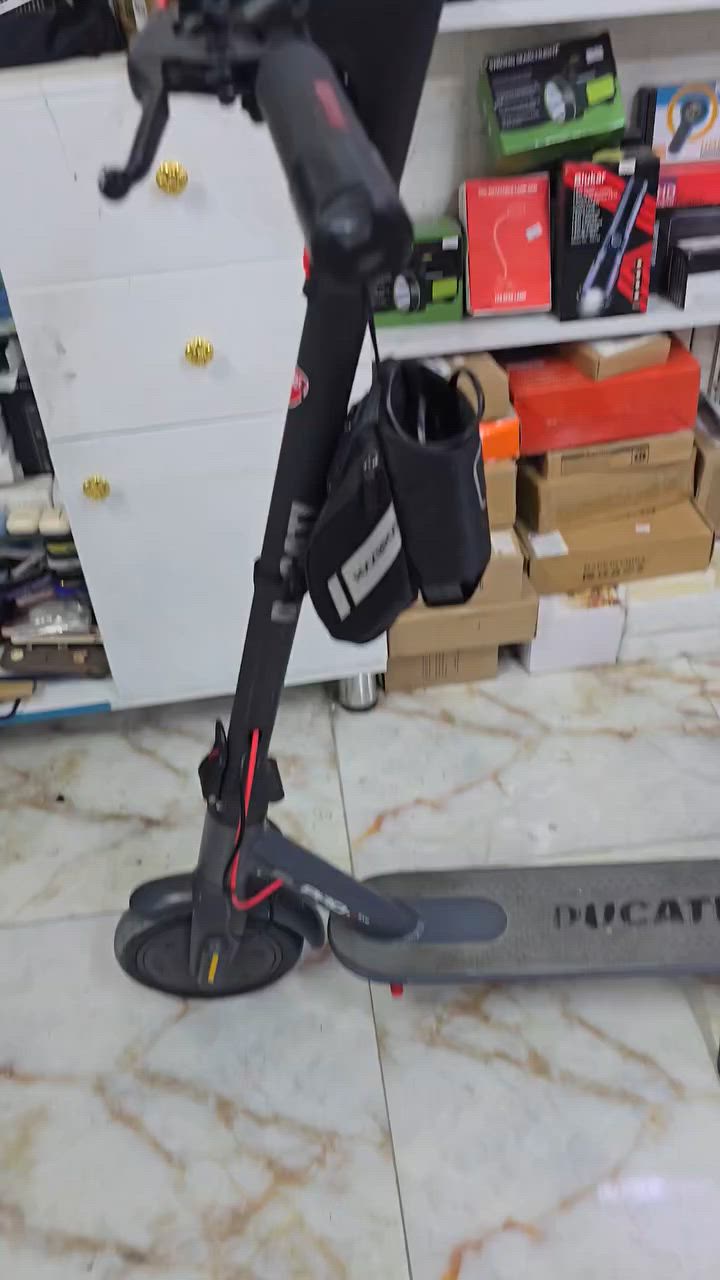 يتحمل وزن 100 كيلو
20 كيلو بالشحنة الواحدة


**إذا كنت صاحب هذا الإعلان وتريد حذفه لأي سبب، رجاءا أرسل رسالة إلى الدعم الفني**