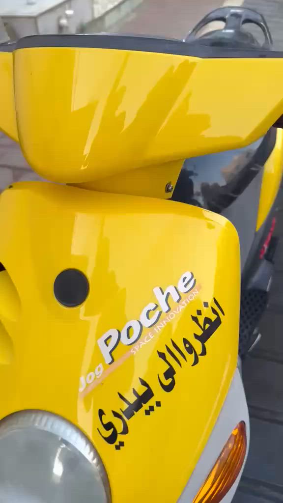 السلام عليكم فلة للبيع دراجة جديدة وحلوة نهضة مشي نعومة فول السعر اتصل غير متواجد عل خاص المكان شطره***********
