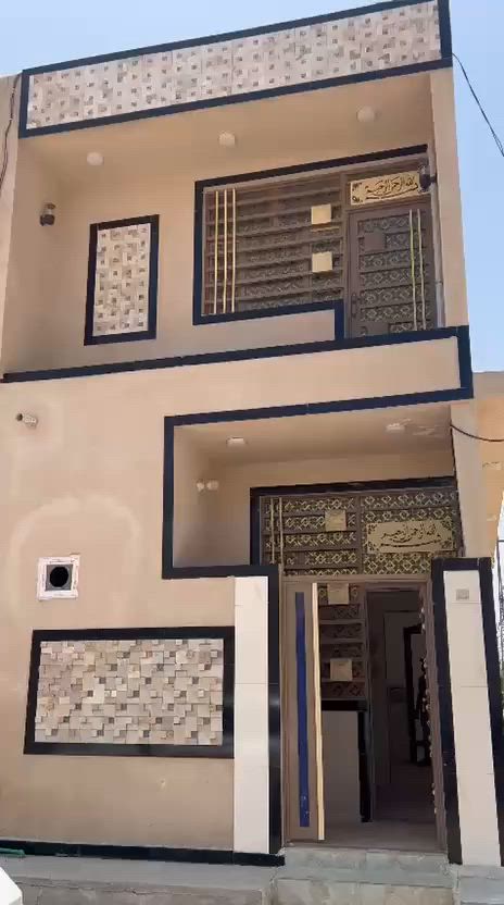 بسم الله الرحمن الرحيم بيت 🏠 للبيع مو اجار 
بيت ٥٠متر طابق ونص  2 غرف نوم  
 جميع الخدمات متوفره ماء كهرباء مجار
موقع حي جامعة يبعد عن حولي أبو مهدي 1 كيلو
سند 25 اقرار محكمة  

يبعد عن الامام ٤كيلو يصلح حسينيه للزوار او سكن 
للاستفسار الاتصال على الارقام التالية
*********** واتساب. 
*********** منذر الدفاعي
