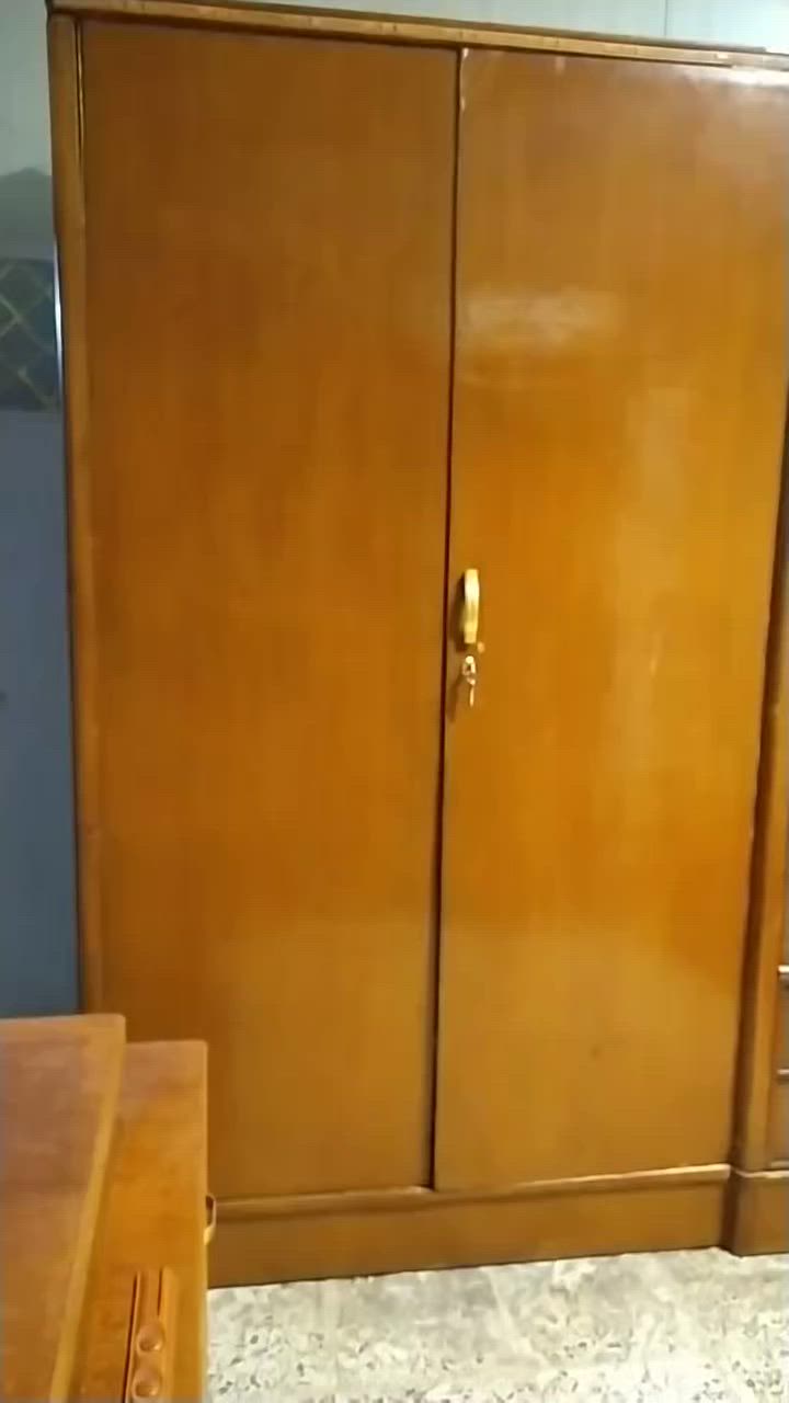 غرفه ام ال٦ ضخمه حيل تسكام صاج خارج والداخل السعر ٦٠٠ تفاصيل علخاص او علرقم *********** بي واتساب مكاني بلكفل.
