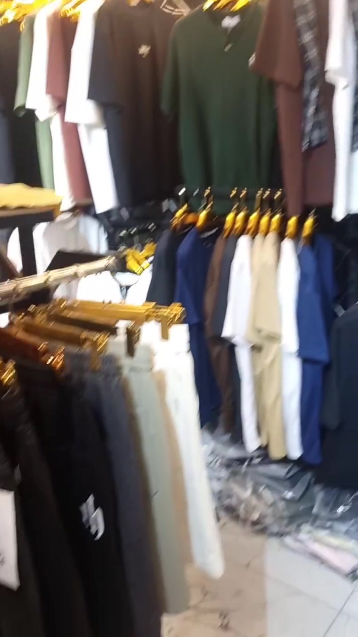 السلام عليكم محل للبيع شلعه تقريبن 270 قطعه كله جديد
مليكنات عدد 2
سجج وذرع
ستاند.
اناره مصاطر
مكاني بغداد الحبيبيه قرب مطعم وليد ***********
