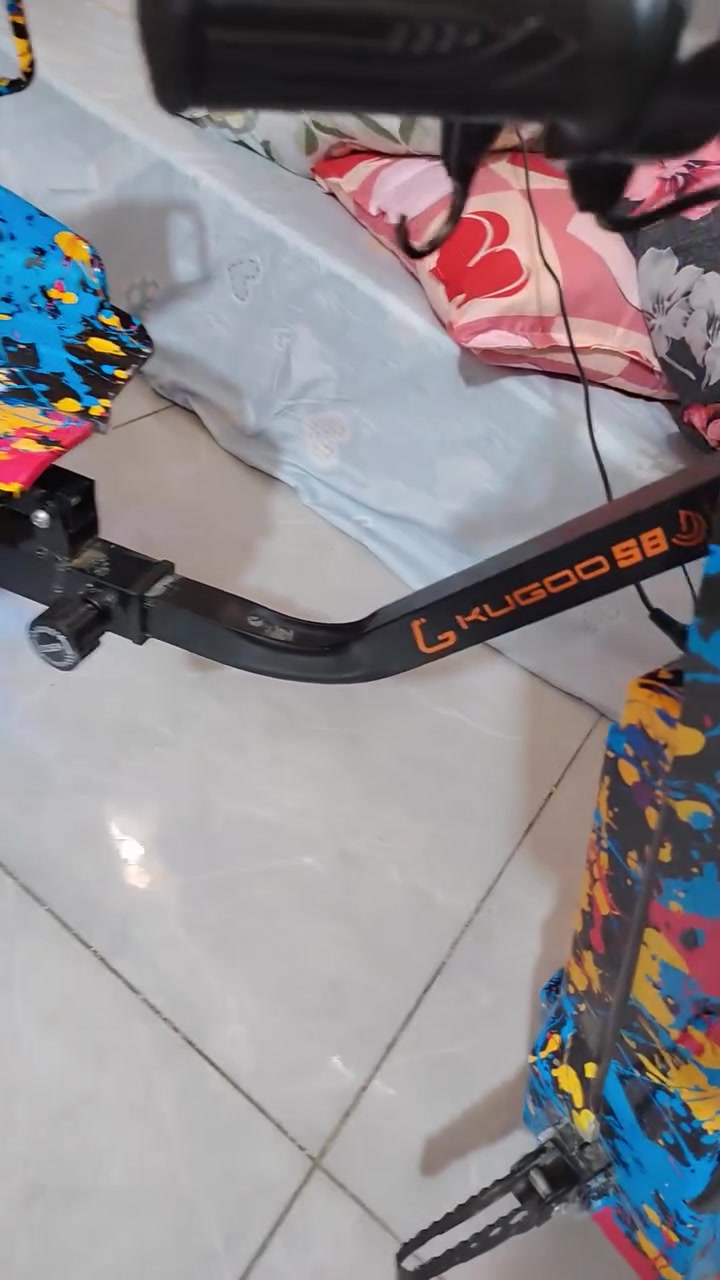 للبيع استخدام شهر ونص نضافة 90 بل 100 بطارية ليث يوم هورن عالي كسارات وياه كلة شغال ومكفول مكاني البياع شاع 18 قرب ثانوية البياع *********** السعر 150 الف
