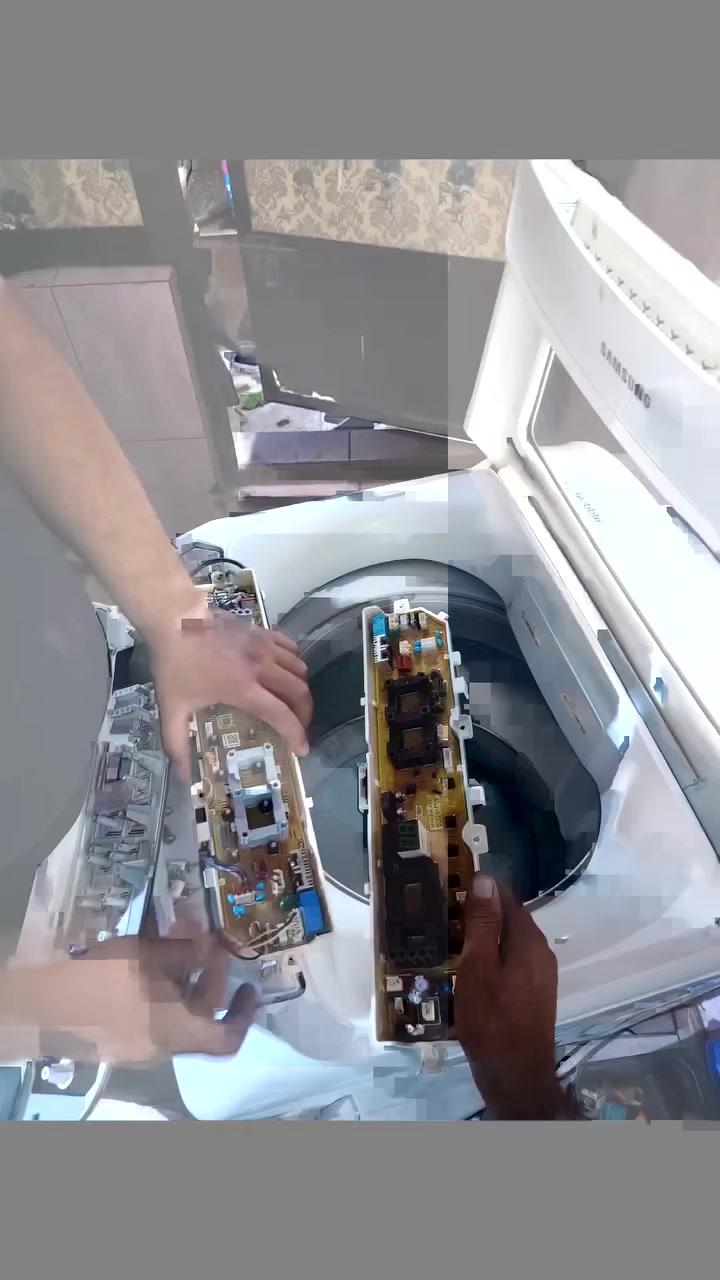 🚨 غسالتك الفول أوتوماتيك عاطلة؟ لا تقلق، شركة صلّح في بيتك توصل إليك!

🔧 صيانة جميع أنواع الغسالات الفول أوتوماتيك داخل بغداد.

✔️ لا تسحب الماء
✔️ لا تصرف الماء
✔️ لا تعصر
✔️ تسريب ماء
✔️ أصوات أو اهتزاز غير طبيعي
✔️ أعطال اللوحة الإلكترونية وجميع الأعطال الأخرى

🏠 خدمة منزلية سريعة
💯 فحص دقيق وإصلاح باحترافية
💰 أسعار مناسبة

📞 للتواصل مع مهندس رعد:
***********

اتصل الآن أو راسلنا على واتساب لحجز موعد الصيانة.#ابودشير #الدورة_بغداد #المهديةالثالثة #الشعب_الصيني_ماله_حل #مول_زيونه
