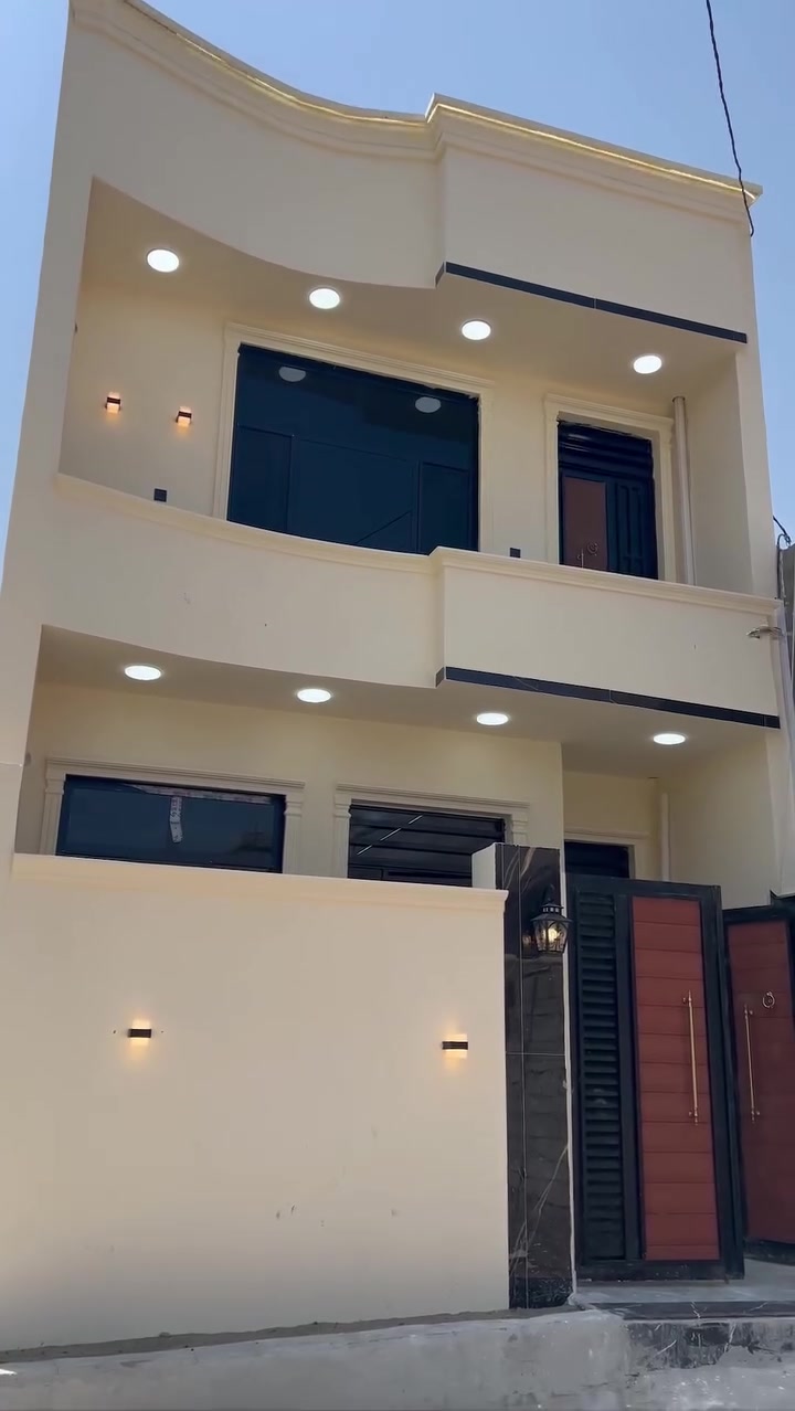 بيت مساحه 100متر 🏠 
بغداد الراشديه قريه حميد الحمود 
تفاصيل البيت داخل الفيديو 
للاستفسار 
***********
0786551632
