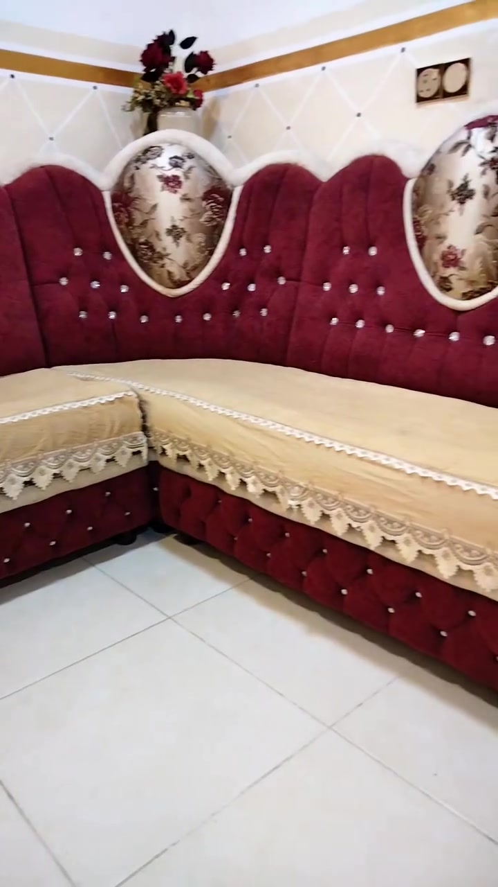 ديوان 8 أمتار خشب عراقي 5 قطع 10 مقاعد
السعر 375
***********
***********
