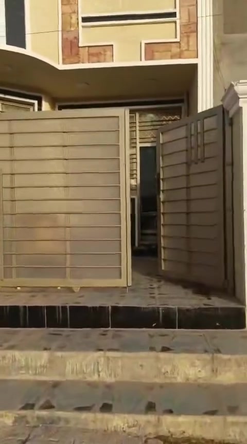 للبيع دار سكني - فرصه مميزه 
الموقع : بغداد  اليوسفيه - خلف الشارع التجاري 

المساحه:150 متر مربع 
الواجهه 7.5متر
النزال : 20 متر 

بناء حديث - بناء طابوق 🧱 
موقع ممتاز قريب من الخدمات والأسواق 
للاستفسار خاص أو الاتصال على الرقم  ‭***********‬
📐السعر 170 وبيه مجال
