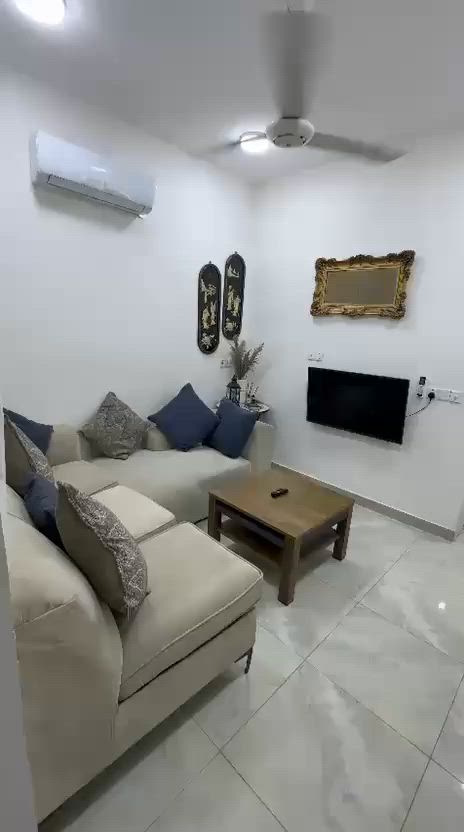 عروض بيوت وشقق الايجار سكني+تجاري +عائلة+شباب المميزه لـ هذا الشهر🏝️
1- شقة مفروشة طابق ثالث غرفة وصالة ومطبخ وحمام 
في المنصور  800$
2ـشقة موثثة طابق اول غرفة وصالة ومطبخ وحمام 
مصعد 24ساعة كهرباء خصخصة 900$
3- شقة مفروشة للايجار المنصور داودي غرفتين وصاله ومطبخ وحمام طابق اول 900$
3-بيت مفروش للايجار  المنصور العناب قرب فلكة ابو جعفر 
غرفتين وصاله ومطبخ وحمام 1000$
4-شقة موثث في حي العدل تبعد ٥دقايق عن منصور غرفتين وصاله ومطبخ وحمام طابق ارضي معزول 1000$
5-شقة vipمفروشة للايجار  غرفتين وصاله ومطبخ وحمام طابق اول 1000$
6-شقة مفروشة vipغرفتين وصالة ومطبخ وحمام طابق ارضي 1300$ 
✅عدنا عروض أخرى 
✅ أسعار منافسة
✅ خيارات متعددة للسكن والاستثمار

  خيارك الأفضل دائماً

📌 ملاحظة:
إذا عندك شقة تحب تبيعها أو تأجرها، تواصل ويانا والباقي علينا.
المسوق العقاري بشار الشطي
📞***********

