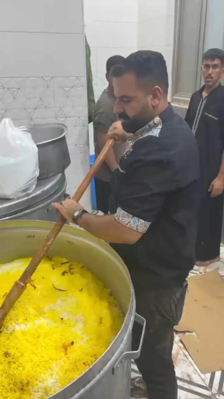 🏴 خُـدام الحُسـين (عليـه السـلام
​بمناسبة قدوم شهر محرم الحرام

​مستعد لطبخ  التمن والقيمة النجفية وجميع الطبخ وشاورما لحم ودجاج  والمناسبات  في  الشهر محرم الحرام
                   في جميع المحافظات 
             ومتميز بطبخ والطعم والترتيب
 في منازلكم وإلى أصحاب المجالس والمواكب الحسينية.

           ​👨‍🍳 الشيف; علاء الربيعي

📞 للتواصـل: ***********
