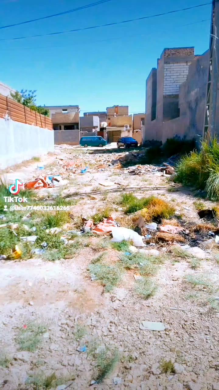 قطعه طابو صرف ام الهوى القزاونه مقابل مجمع دينار قريبه جدا على مدرسه لارسا مساحتها 200 متر الواجها 10 والنزال 20 ....               ‏‪***********‬‏
