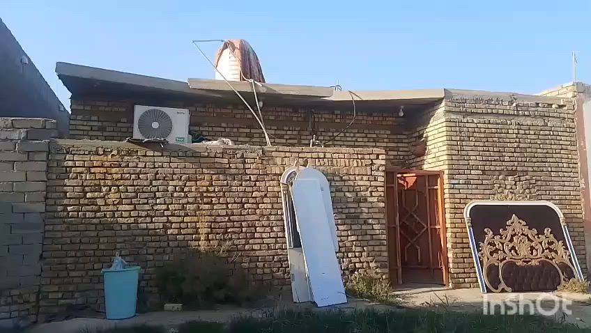 بيت للبيع قريب ع شارع القادسيه ومدرسة المربد البنأ طابوك وسقف كونكريت السعر 22 وبيه مجال قليل
ستفسار ***********
