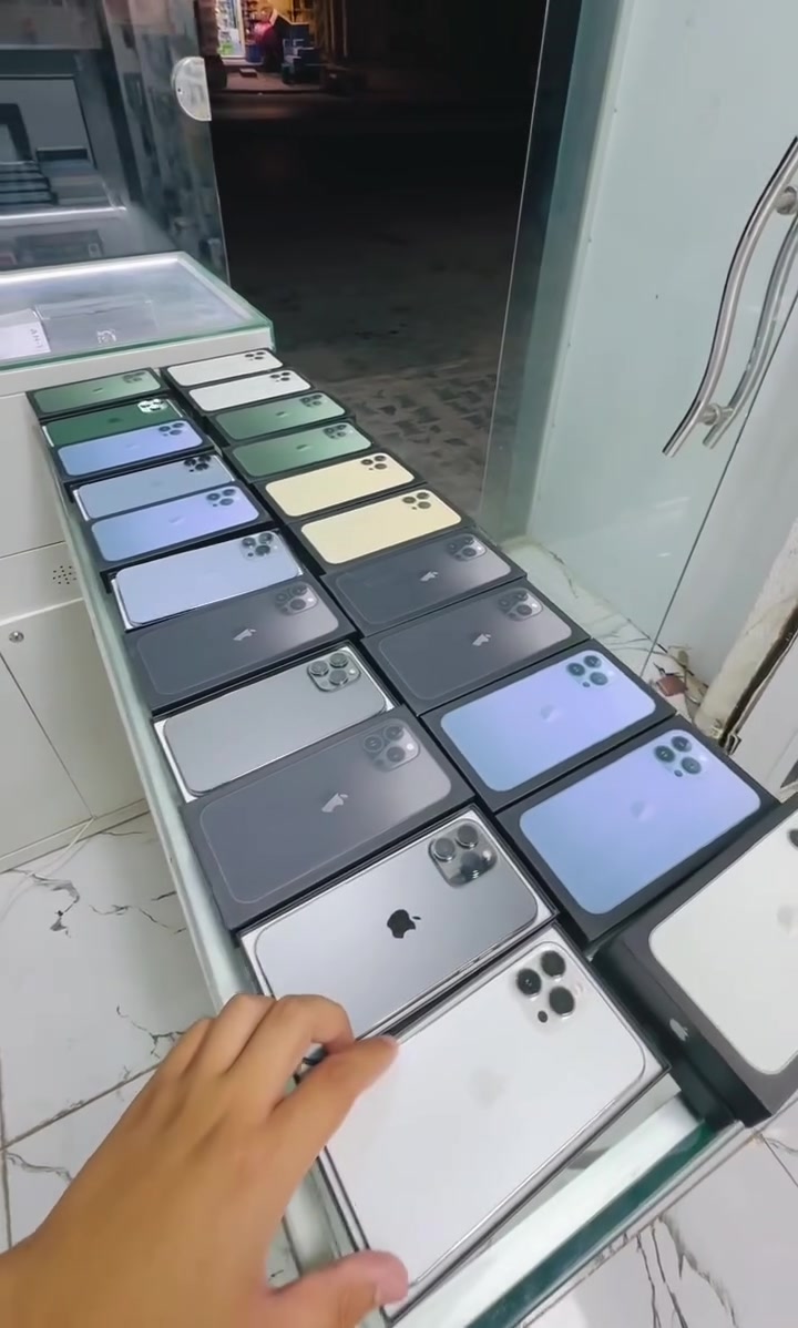 متوفر كمية من الآيفون 13 برو ماكس شرق اوسط و أمريكي بطاريات تبدي من 80 ‎%‎ إلى 85‎%‎ جميع الاجهزه كفاله مع الكارتون متوفر جملة سعر 🔥
____________________________
‏Your iPhone Store | متجرك للآيفون 📱
✨ أحدث أجهزة الآيفون (جديد ومستخدم نظيف)
✅ ضمان حقيقي وفحص دقيق
  {توصيل لكافة المحافظات]
ملاحظة / يوجد بيع على الاقصاد المريح لحاملي بطاقة ماستر كارد 
العنوان / الفرع الأول - الديوانية - قضاء البدير    / الفرع الثاني - النجف - شارع نصر مهندسين - قرب طريق الجنة 
👇 للطلب والاستفسار تواصل معنا دايركت
واتساب - ***********
