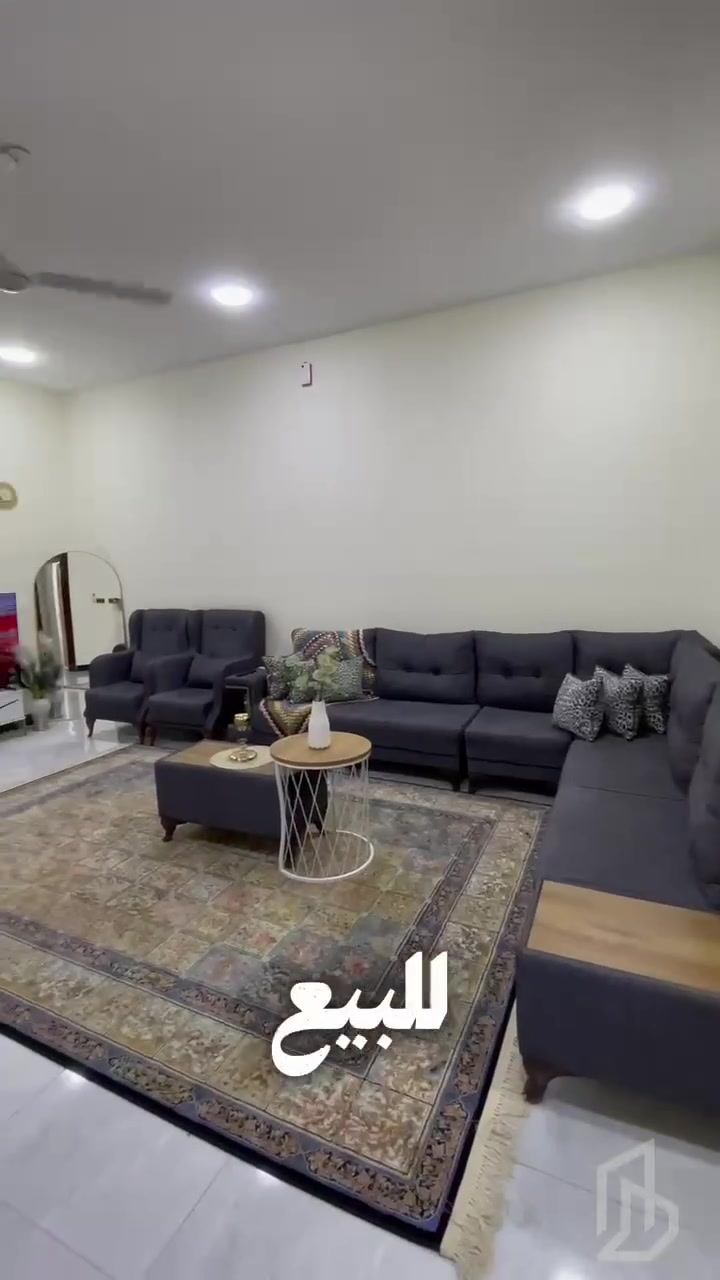 🔘 بيت للبيع في حي المهندسين
🔘 يقع في موقع جيد
🔘 مساحة 160 متر واجهة 8 متر 
🔘 بناء طابوق طابق واحد
🔘 يحتوي البيت على :
غرفتين صالة - أستقبال - مطبخ - صحيات داخلية وخارجية وكراج
للتواصل عبر الدايركت او عبر الأرقام التالية :
عقارات ريادة | حسين ماجد 
***********
***********
