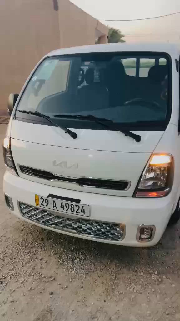 البيع كيا موديل 25 رقم واسط 
مكفوله كفاله عامه ماشيه ٢٥ سياره جديده مكان سياره واسط النعمانيه الاستفسار انتصل ***********
***********
