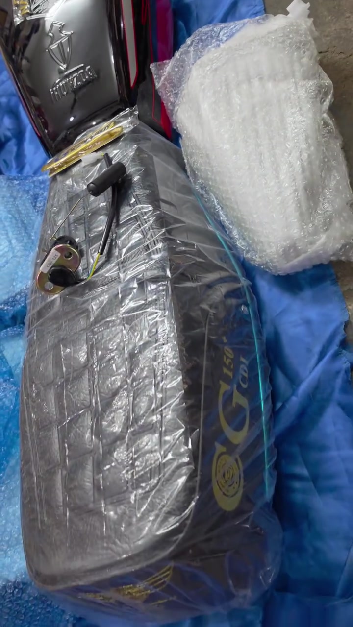 السلام عليكم فضل الله وصول بضاعة جديده من مواد اصليه شركه يوجد جميع ادوات اصليه يوجد خدمةتوصيل جميع محافظة رقم ***********
