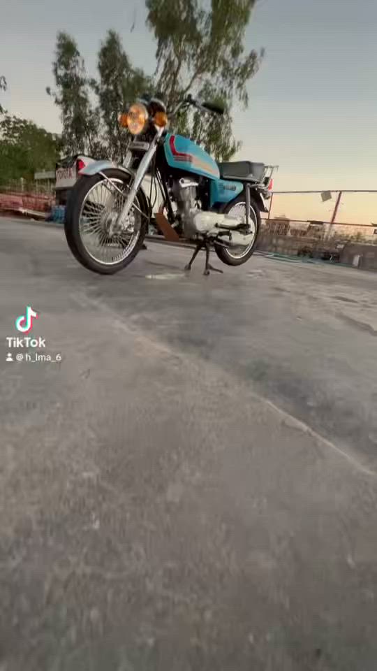 ماطور نامي للبيع او مراوسه ٣ احرف لايت دائري موديل ٢٠ كله ع بلاد ممفتوح برغي منه كله شغال كهربائياته اوراق مناقصله ايشي عنوان خانقين السعر ٤٧٠ وبي مجال بسيط 
***********
