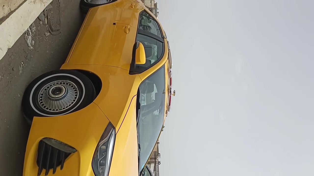سلام عليكم
كورلا وارد امريكي موديل 2018
ضررها دعاميه بامريكا فقط 
ماشيه mi200االف مايل 
فئه se معروفه مواصفاته
رادار امامي وحجر بيئه موجود 
داخل اسود كشنات جلد ومخمل 
صدر امامي خلفي جديد تخم تاير جديد منضومه تبريد كامله جديده باتري جديد سياره مدوشمه ارضيه وسفريات  اي نقص مابيها 
سعر 150 وبيها مجال قليل حك جيتك 
للاستفسارمكان السياره بغداد الغزاليه 
***********

