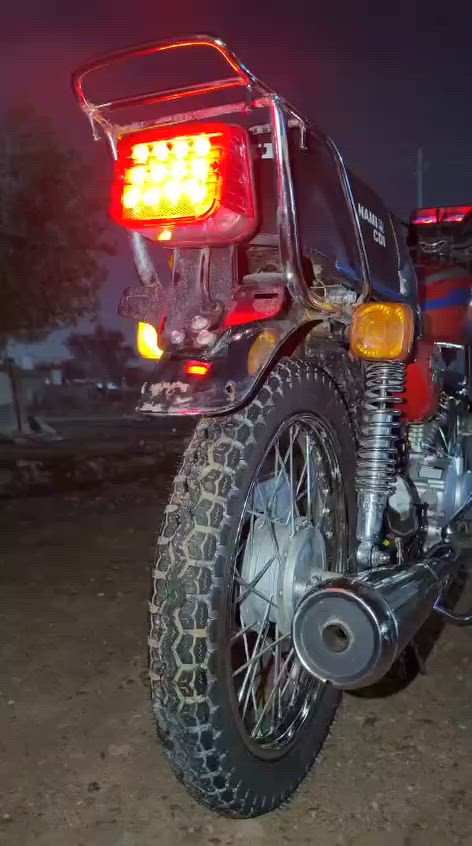 دراجه نامه شلامجه مديل 26 للبيع سعر 950 وبيها مجال قليل شراي  *********** اتصل لو واتساب
