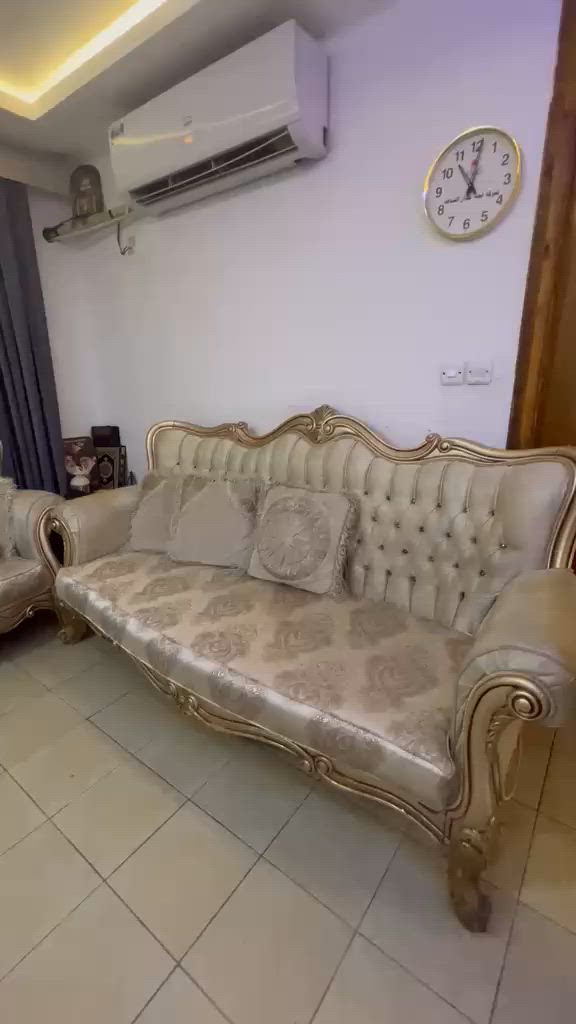 تخم مستخدم الاسعار تبداء من 80 الف الى 695
متوفر  تخم  وديوان تركي عراقي مصري
4 مقعد
6 مقعد 
7 مقعد 
8مقعد
10 مقعد
13 مقعد
16 مقعد 
التوصيل لكل العراق متوفر 
والعنوان بغداد منطقة العريفية
نشتري ونبيع الاثاث النظيف فقط
للتواصل معي على الخاص


**إذا كنت صاحب هذا الإعلان وتريد حذفه لأي سبب، رجاءا أرسل رسالة إلى الدعم الفني**
