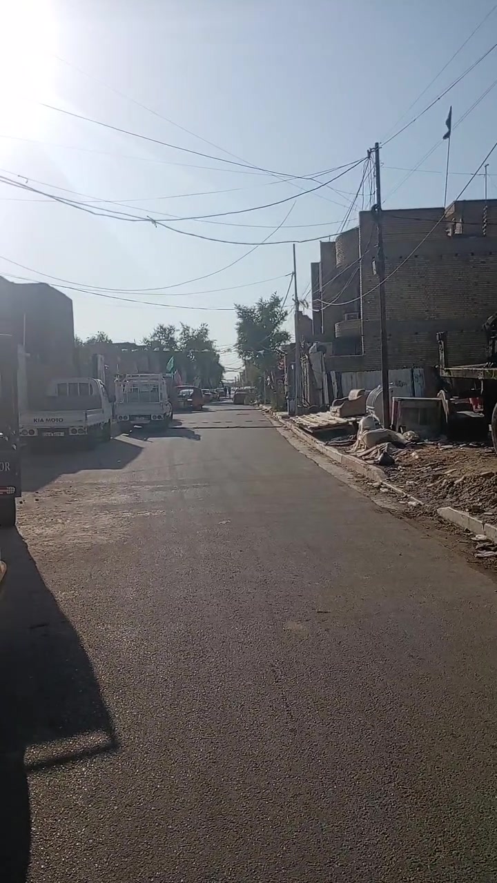 سلام عليكم ورحمة الله وبركاته بيت بشيشان ركن ع شارع ٥٠ م يحتوي على إستقبال وغرفتين وملحقات خدمات كامله تبليط مي مجاري ومنطقه تخبل سعر ٣٠ وبي مجال رقم الهاتف ***********
