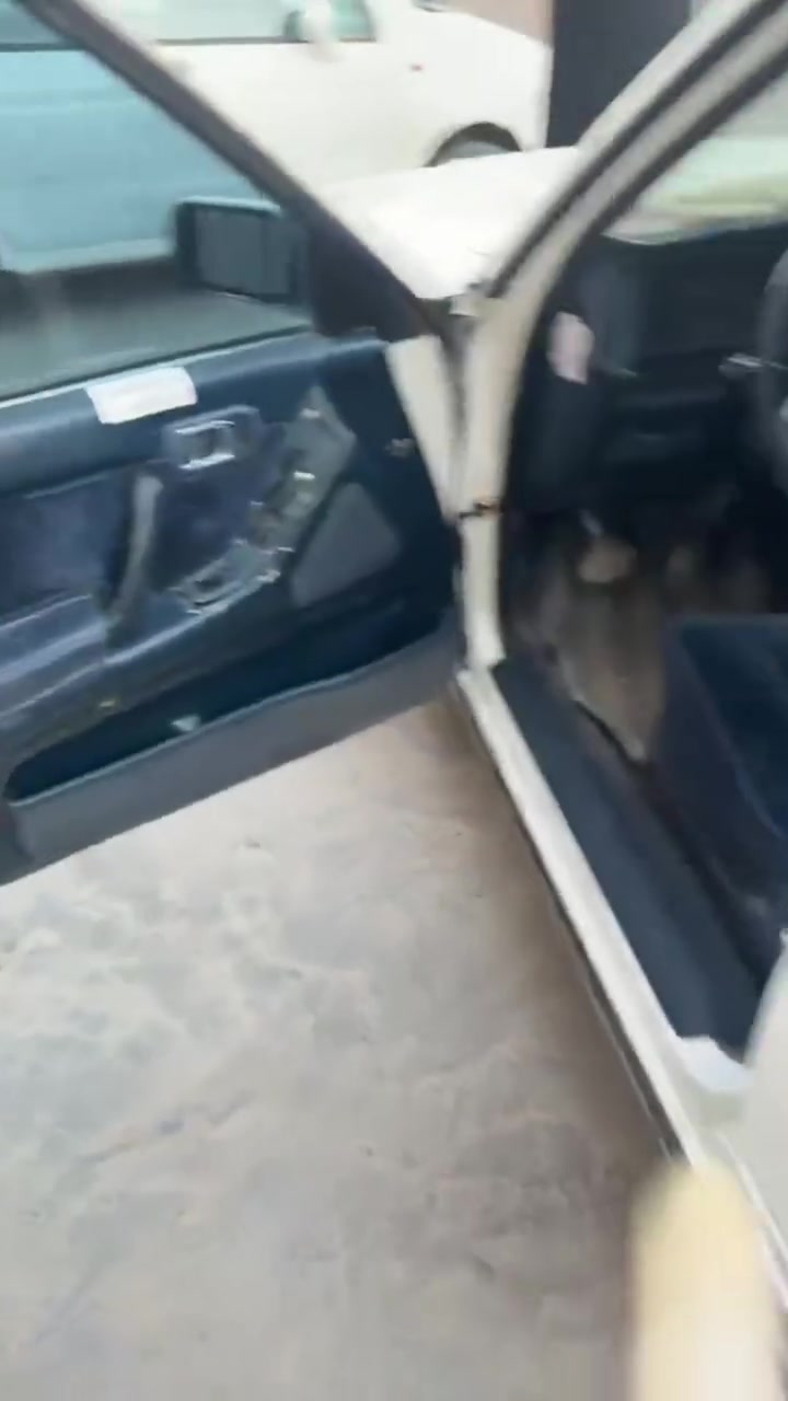السلام عليكم سوبر ٩٠ زيرو وين ليدور نضيف اخواني الكرام السياره بدون صبغ او ضرر 😍 السياره وضع شركه بلاديه 🥰كير محرك اكسلت شرط 🚀 تبريد قطعتين ثلج 🥶🥶 تدفه نار 🥵🥵 رقم مميز بغداد لماني   للاستفسار الاتصال على الرقم ***********
