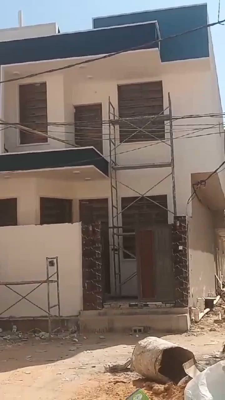 بسم الله الرحمن الرحيم . 
على برگة الله. عمل ...
1_ صبغ واجهيات خارجي بأنوع الصبغ والتحديد 
2 _ صبغ داخلي وتطبيك ازارات سيراميك ( الماده ) 
3 _ تنضيف وصبغ الشبابيك والبوب 
4_ عمل سقف ثانوي فلين فقط تطبيك ( ماده ) 
انوع الاصباغ الداخلي والخارجي بأدرة ( حسين علي ) 
رقم الهاتف /***********
واتساب/ ***********
