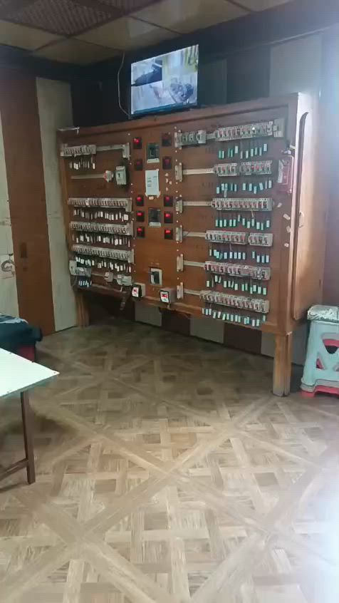 السلام عليكم
عندي موقع للبيع
حملو 1400
بي مكاين 4 تلاثه في وبي مكينه عدله 12 ونص
بي كرتين 450 كيفي حصه
وشرط التحويل
مكانو بموصل جديده قرب المجسر جديده
الرقم الموبايل ***********
***********
