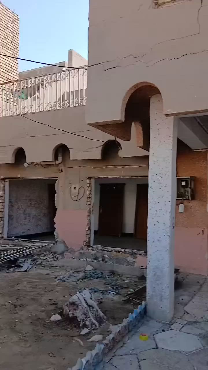 السلام عليكم
اخذ قطعي   تفليش الدور القديمه وتسليم ارض جاهزه للبناء الحديث مع معالجه التربه وفرش المواد الجلمود والسبيس عمل  درجه اولى اسعار مناسبه  #مكاني كوت
#هاتف
***********
ابو علي لتفليش والترميم
