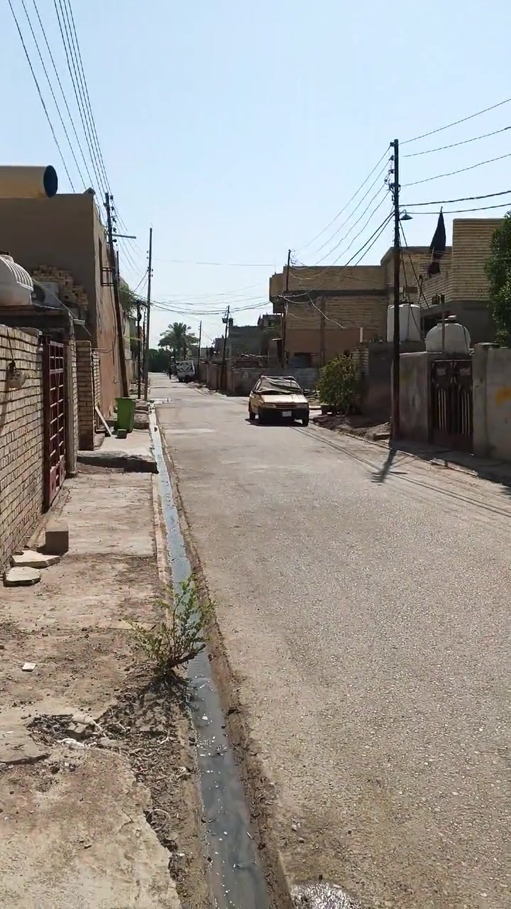 سلام عليكم بيت للبيع 200متر الطابق الاول جاهز الطابق الثاني هيكل البيت طابو ملك صرف العنوان الكرامه حي العسكري للستفسار ***********
