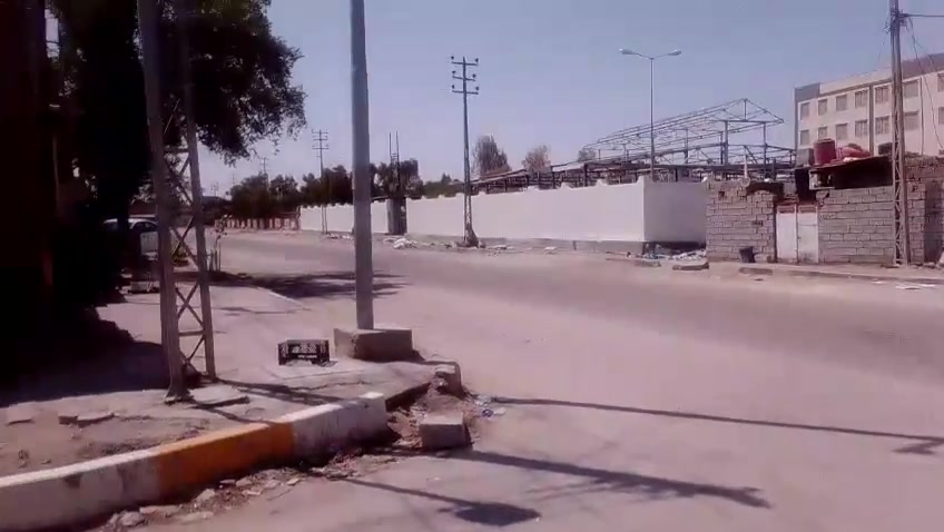 بيت طابقين خلفي 100م /يحتوي على ٤غرف ومطبخ وصاله عدد٢ ودوانيه وصحيات 
...........
درج خارجي بالطارمه 
..........
الدربونه/متر و١٠سنتم 
..........
نظافة البيت ٧٠٪
..........
العنوان /حي الرافدين قرب مستشفى المعوقين 
..........
السعر/90وبي مجال
***********وتساب
