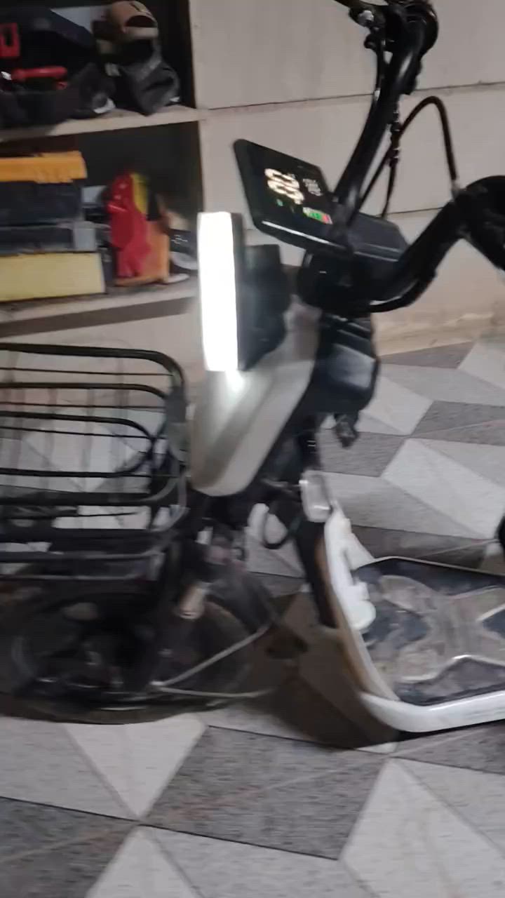 ماطور شحن شغال كل شي ما بيه السعر 300بي مجال الطيبين عنوان موصل سهل نينوى


**إذا كنت صاحب هذا الإعلان وتريد حذفه لأي سبب، رجاءا أرسل رسالة إلى الدعم الفني**
