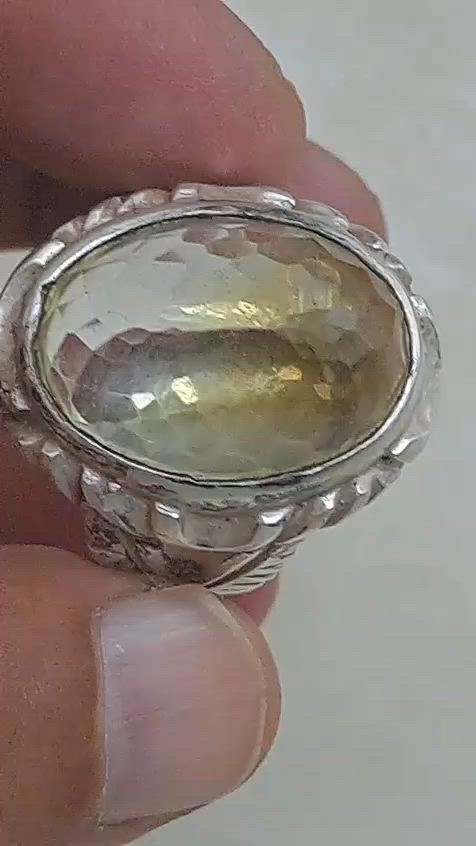 خاتم  سترين  جميل جدا  صياغة يدوية ثقيلة  33:23 غرام   قياس الخاتم  24  25    السعر  125 الف دينار


**إذا كنت صاحب هذا الإعلان وتريد حذفه لأي سبب، رجاءا أرسل رسالة إلى الدعم الفني**