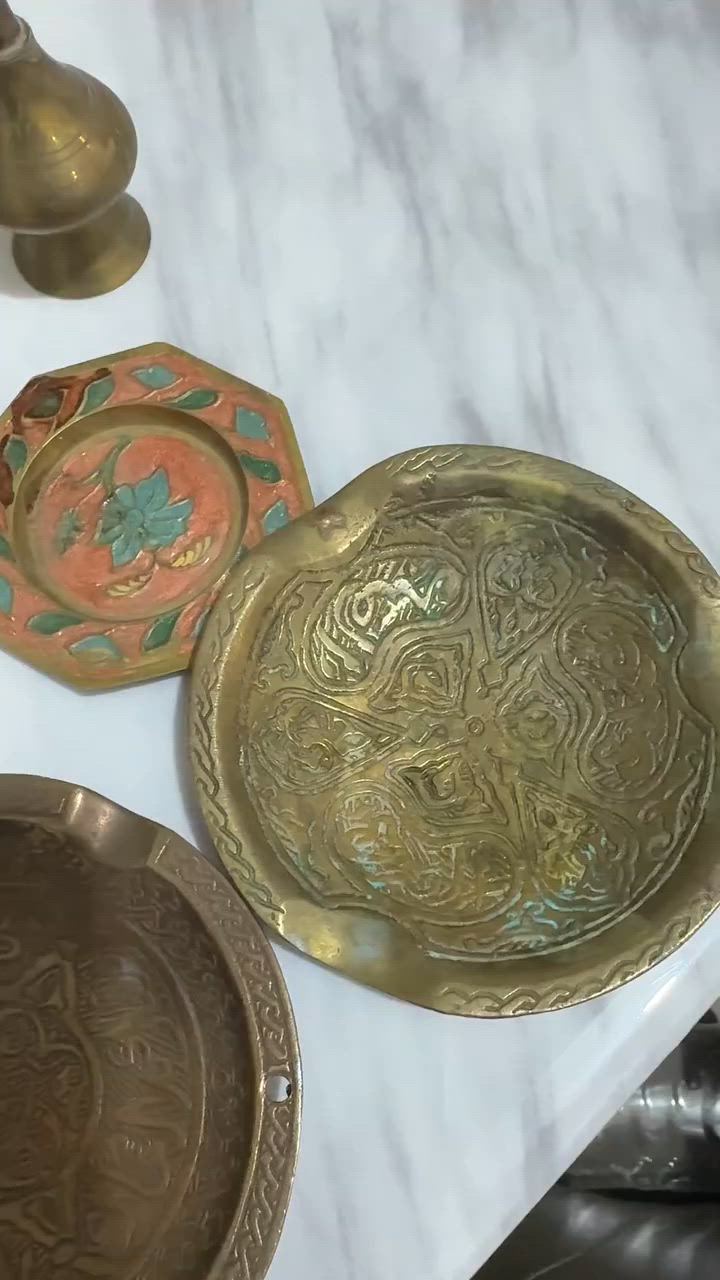 ام فتل جديدة سماور  واشياء نحاسية قديمة لي يردهم سعرهم مناسب


**إذا كنت صاحب هذا الإعلان وتريد حذفه لأي سبب، رجاءا أرسل رسالة إلى الدعم الفني**