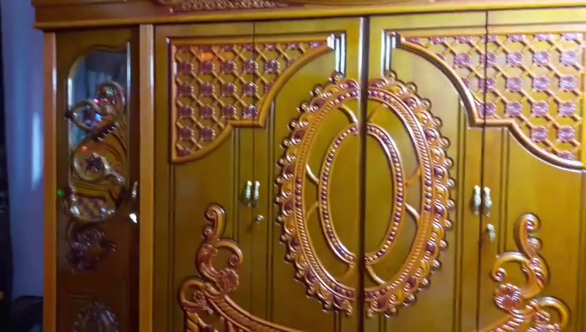 غرفه  للبيع صاج السعر 750 بيه مجال الرقم ***********
