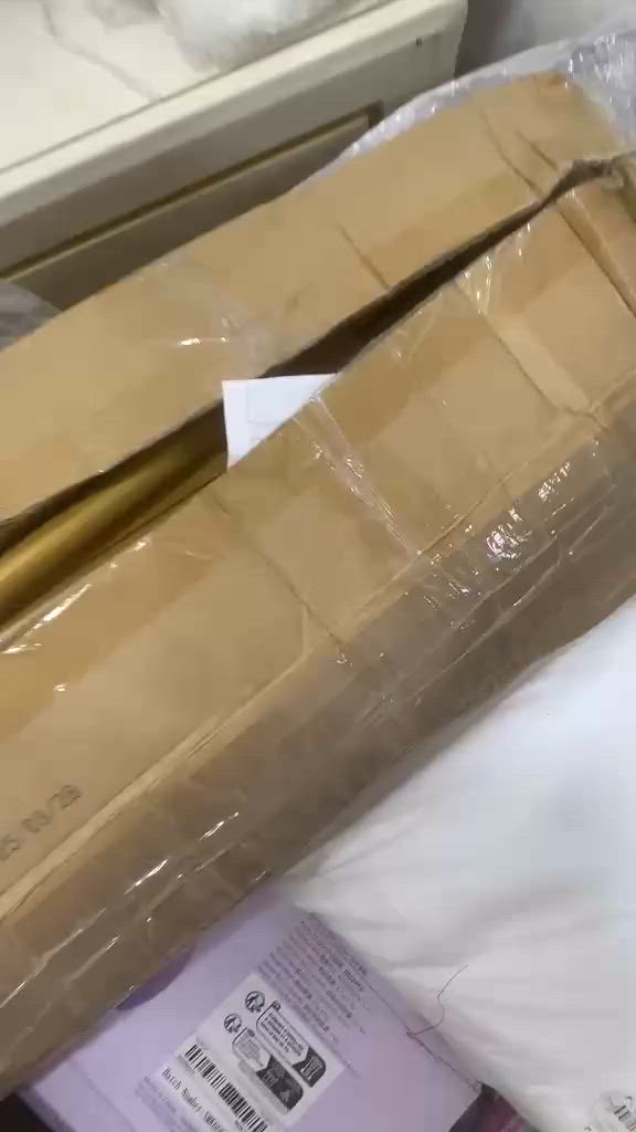 سلام عليكم عندي شلعه غراض امزون وكارتونه ملابس أطفال وبيهن تراكات نسائي واطفال هواي وغراض سياره كلشي بيهه الي يريد يفتح مشروع او الي عنده مشروع امزون يفيدنه مكاني بغداد مكاسب قرب حي الجهاد وعندي ستاند تصوير الي يريد يراسلني خاص ويدلل


**إذا كنت صاحب هذا الإعلان وتريد حذفه لأي سبب، رجاءا أرسل رسالة إلى الدعم الفني**