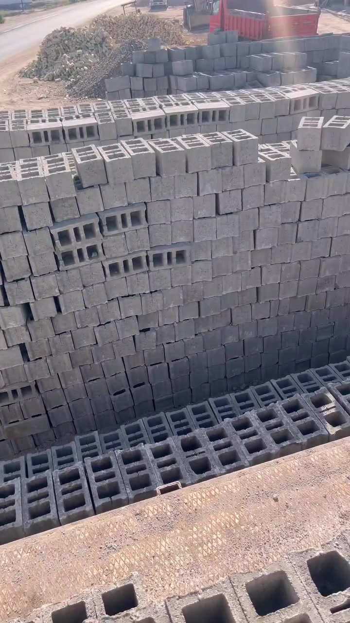 🔷 بلوك درجة أولى بأفضل جودة 🔷

نوفر لكم بلوك درجة أولى بجودة عالية وأسعار منافسة، مناسب لجميع أعمال البناء.

✅ بلوك متين ومطابق للمواصفات
✅ أسعار منافسة
✅ توصيل سريع وآمن
✅ خدمة موثوقة والتزام بالمواعيد

🚚 التوصيل إلى جميع مناطق الحلة وبغداد وكربلاء.

📞 للاستفسار والطلب:
***********
